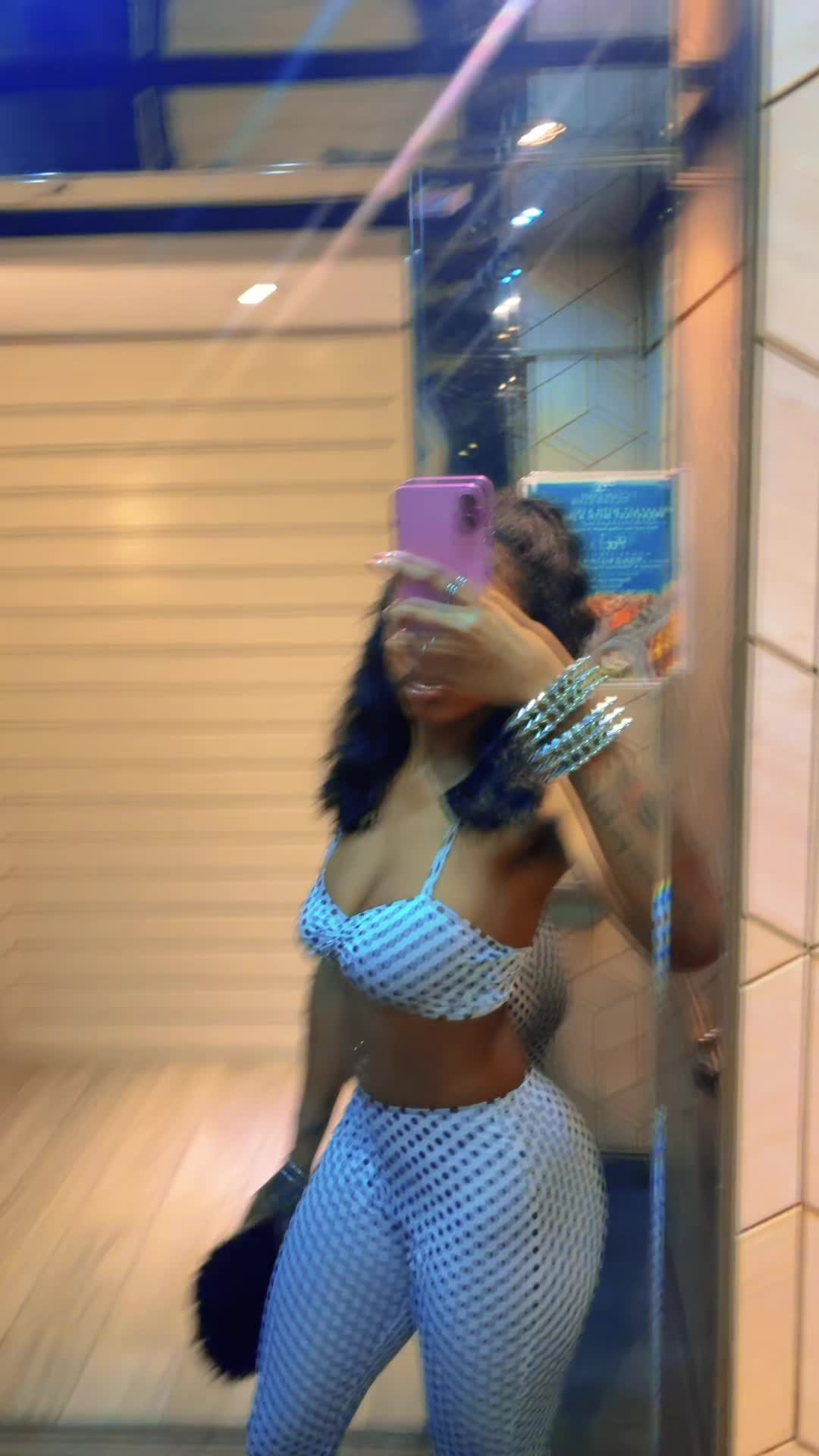 @misspnkprnt_