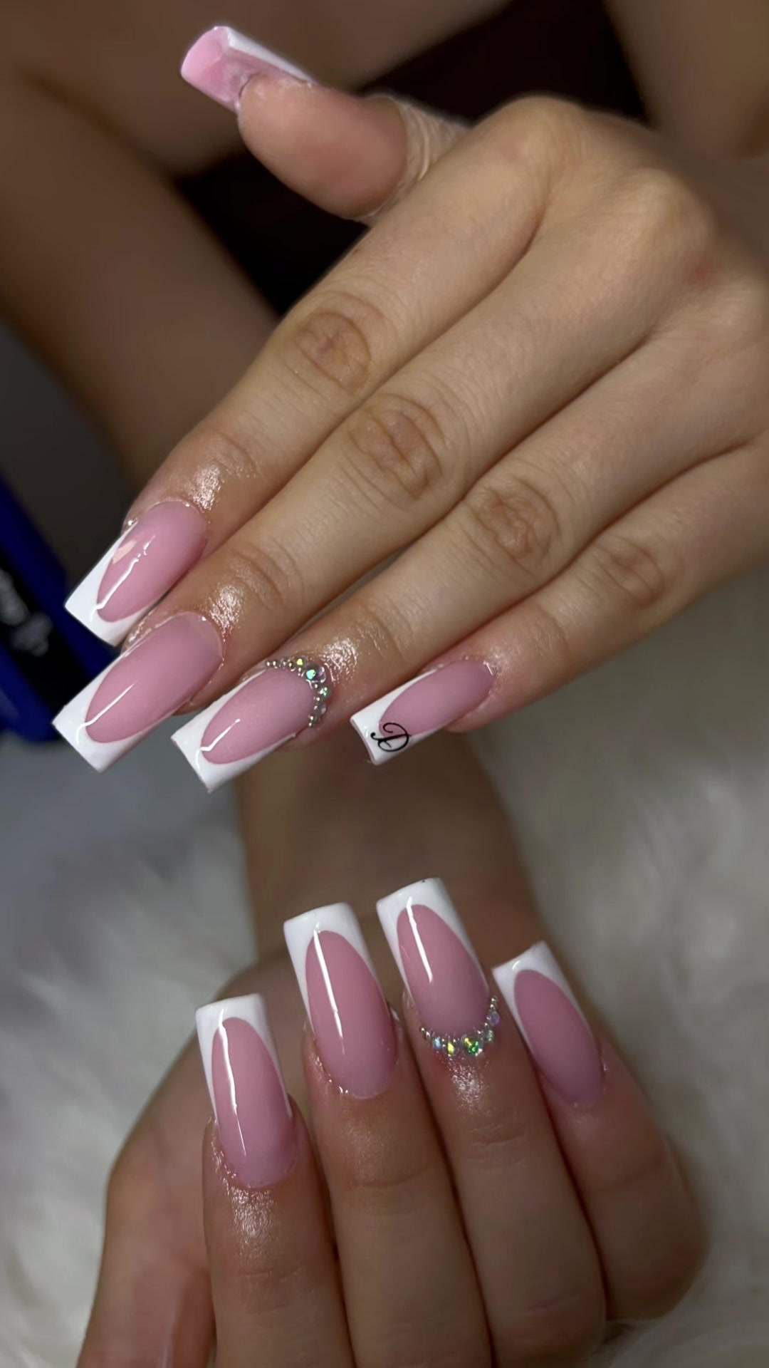@vivien_nailss