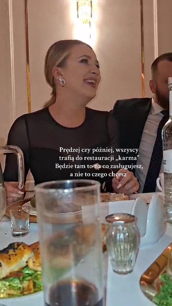 @Laura Elliem