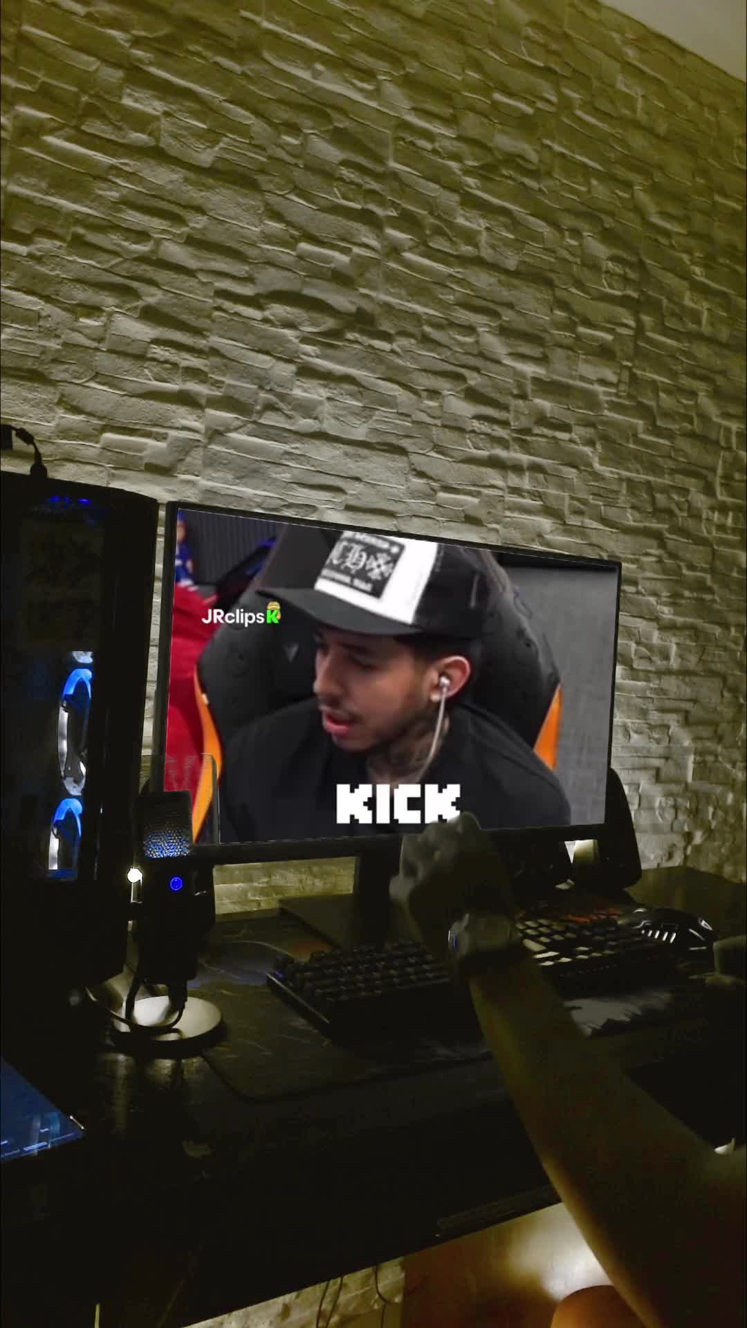 @soy_julian