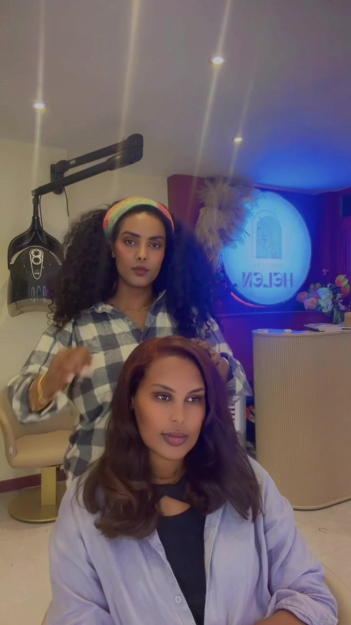 @Beauty by Helen