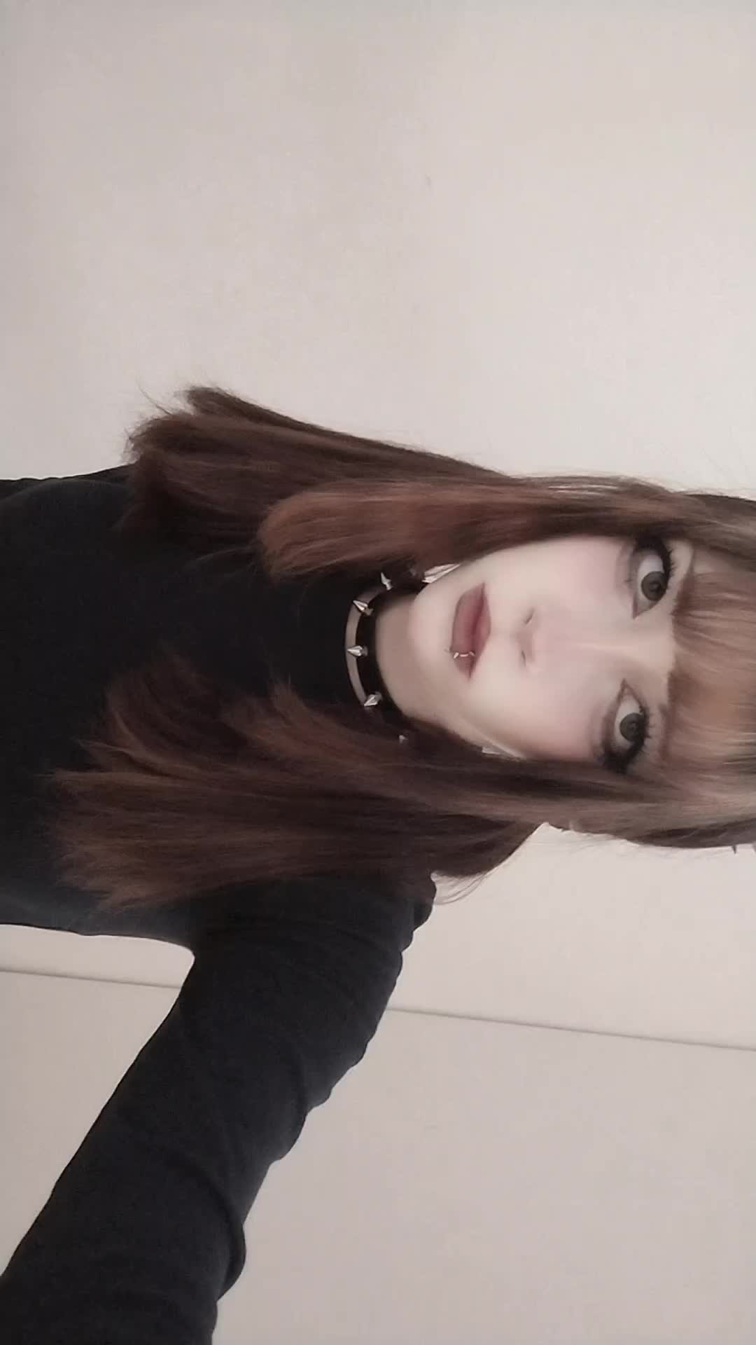 @:x