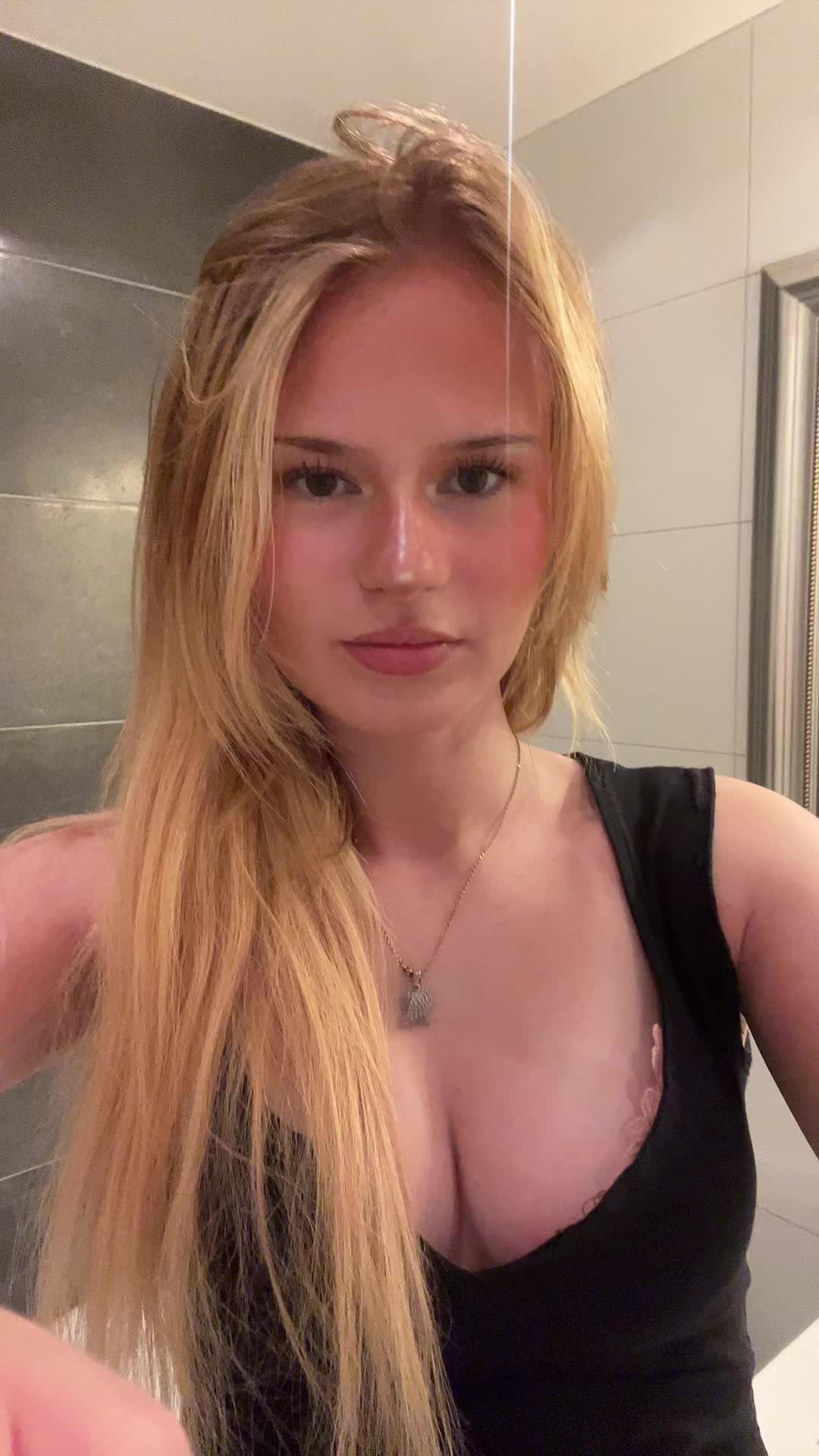 @EmmyblidSpam🍾