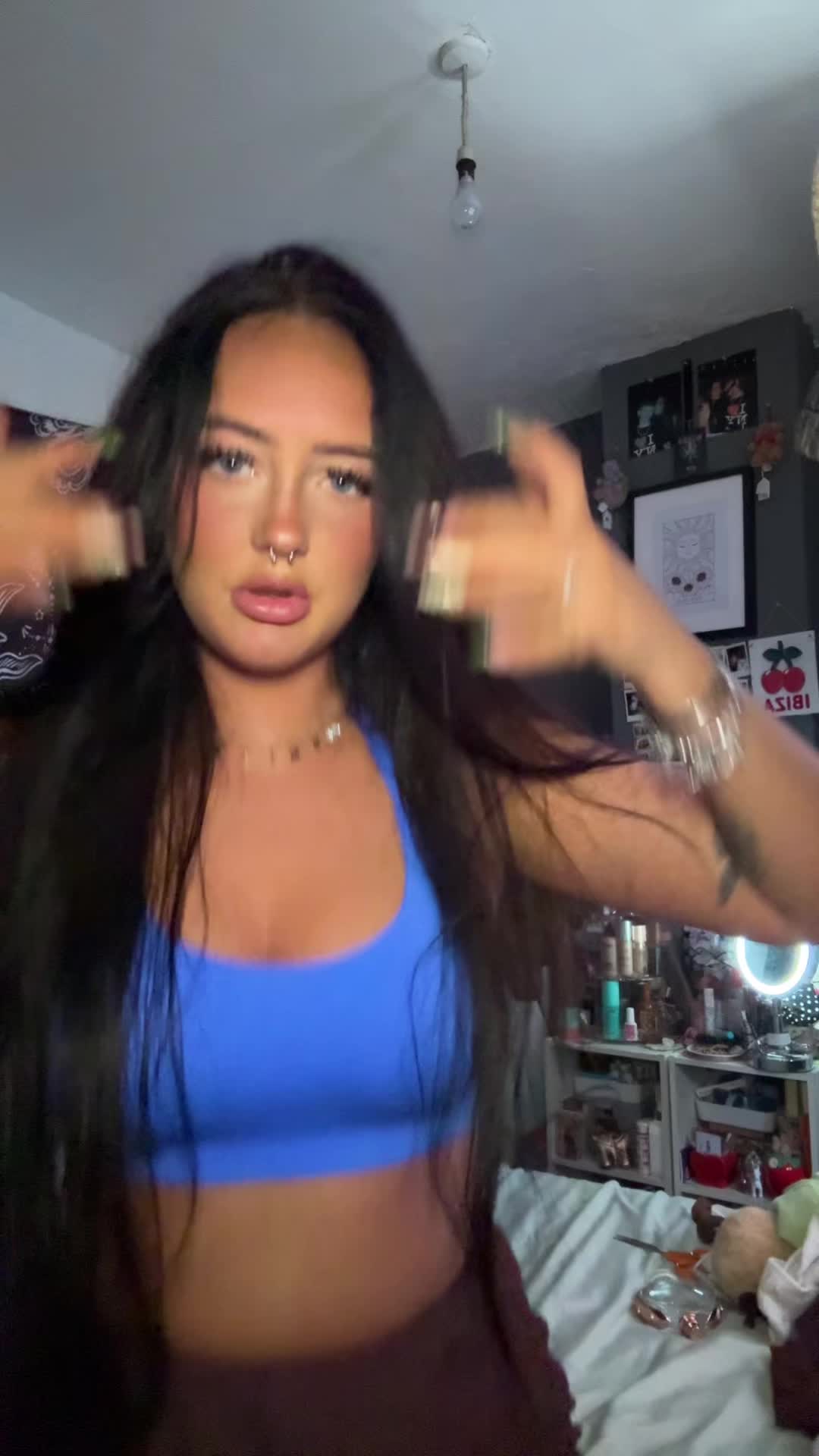 @emilycelia