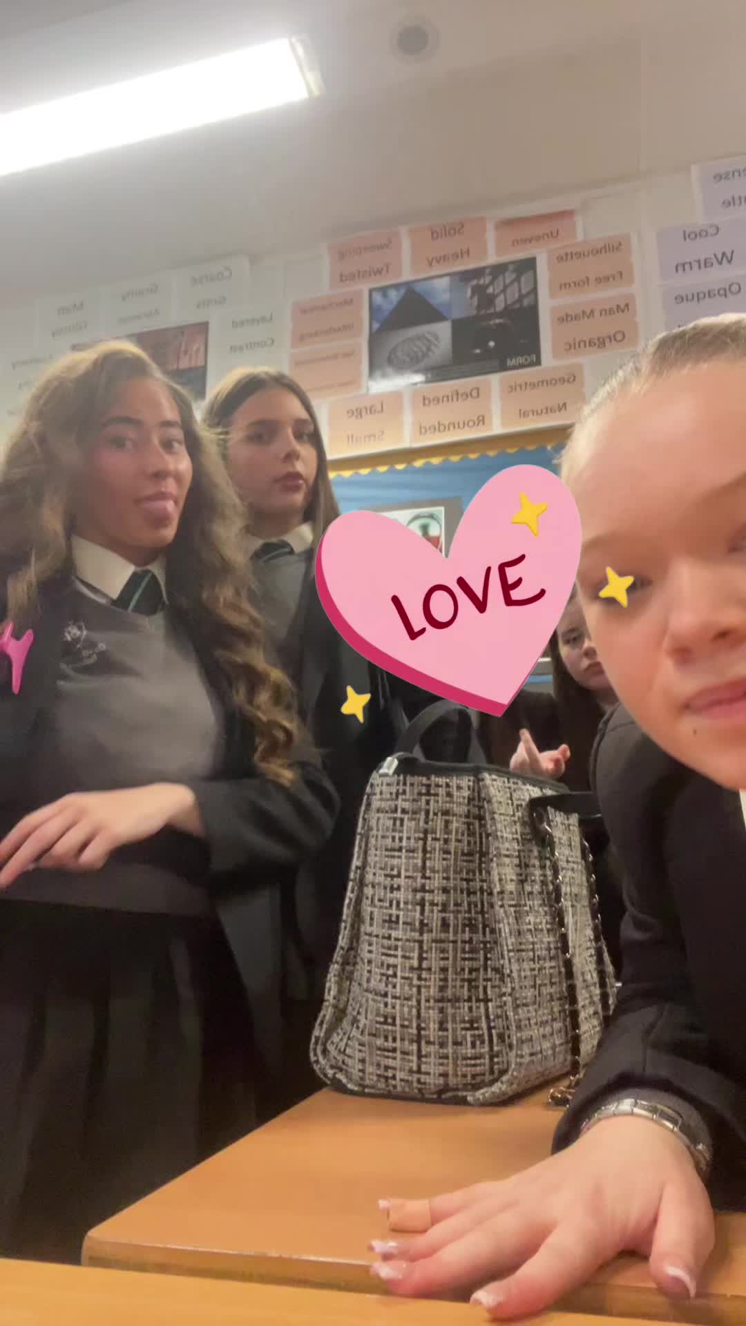 @Lunas priv xoxo