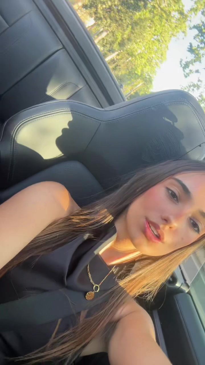 @júliaa_002