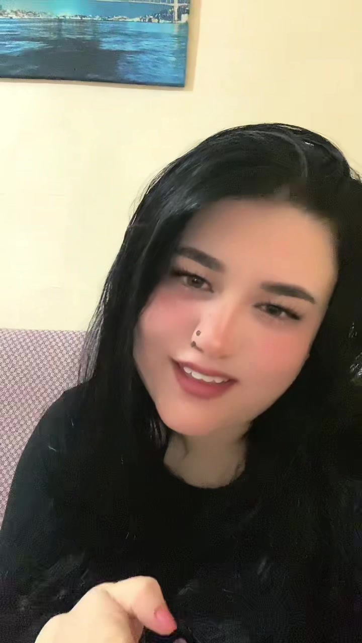 @Aleyna Kalan
