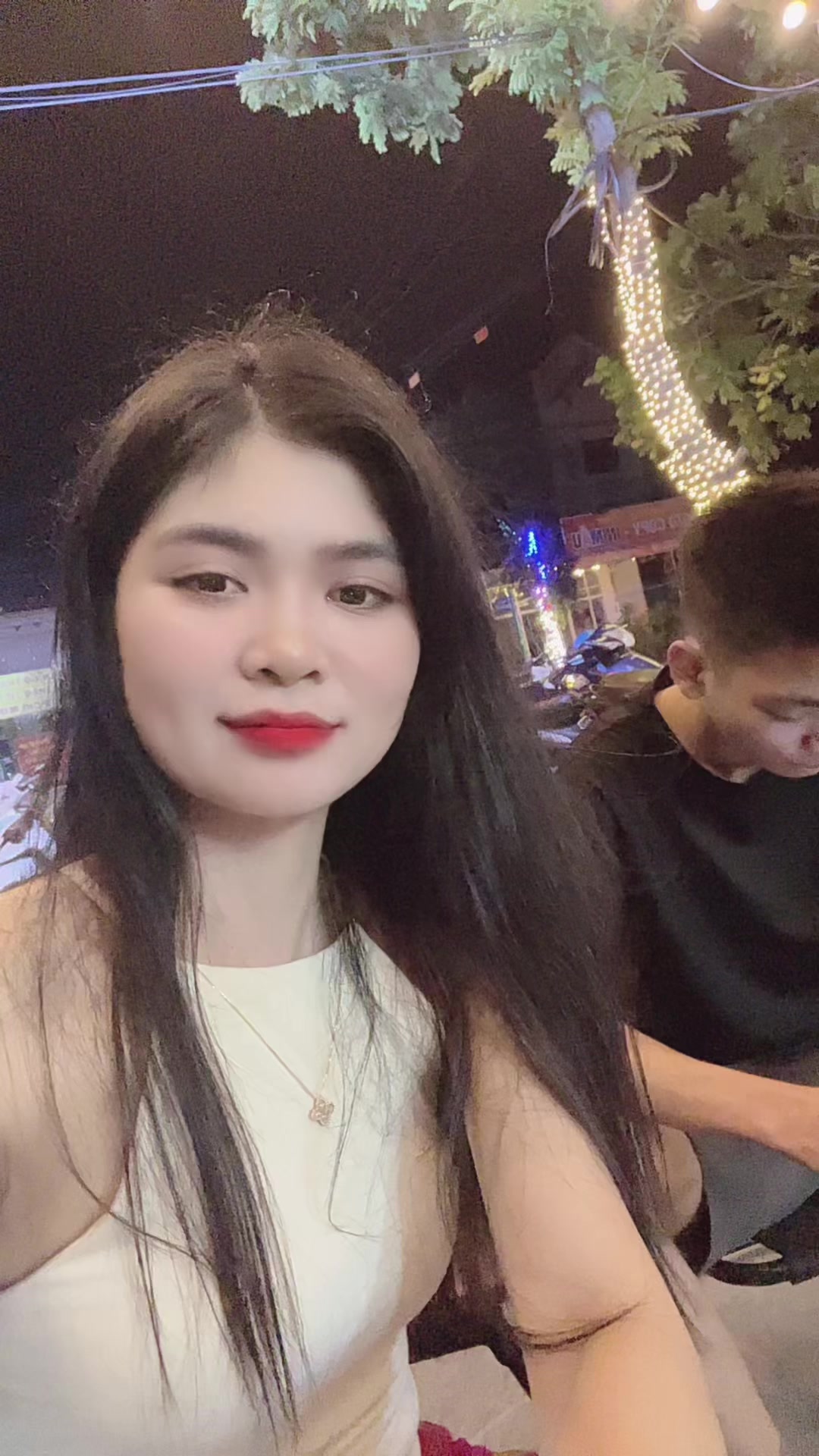@Bà muội