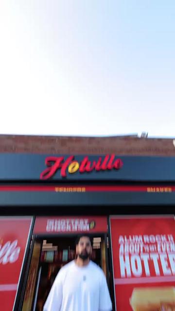 @Hotville
