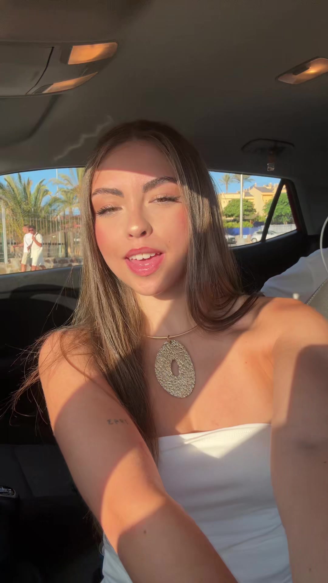 @Ana🪩🍒