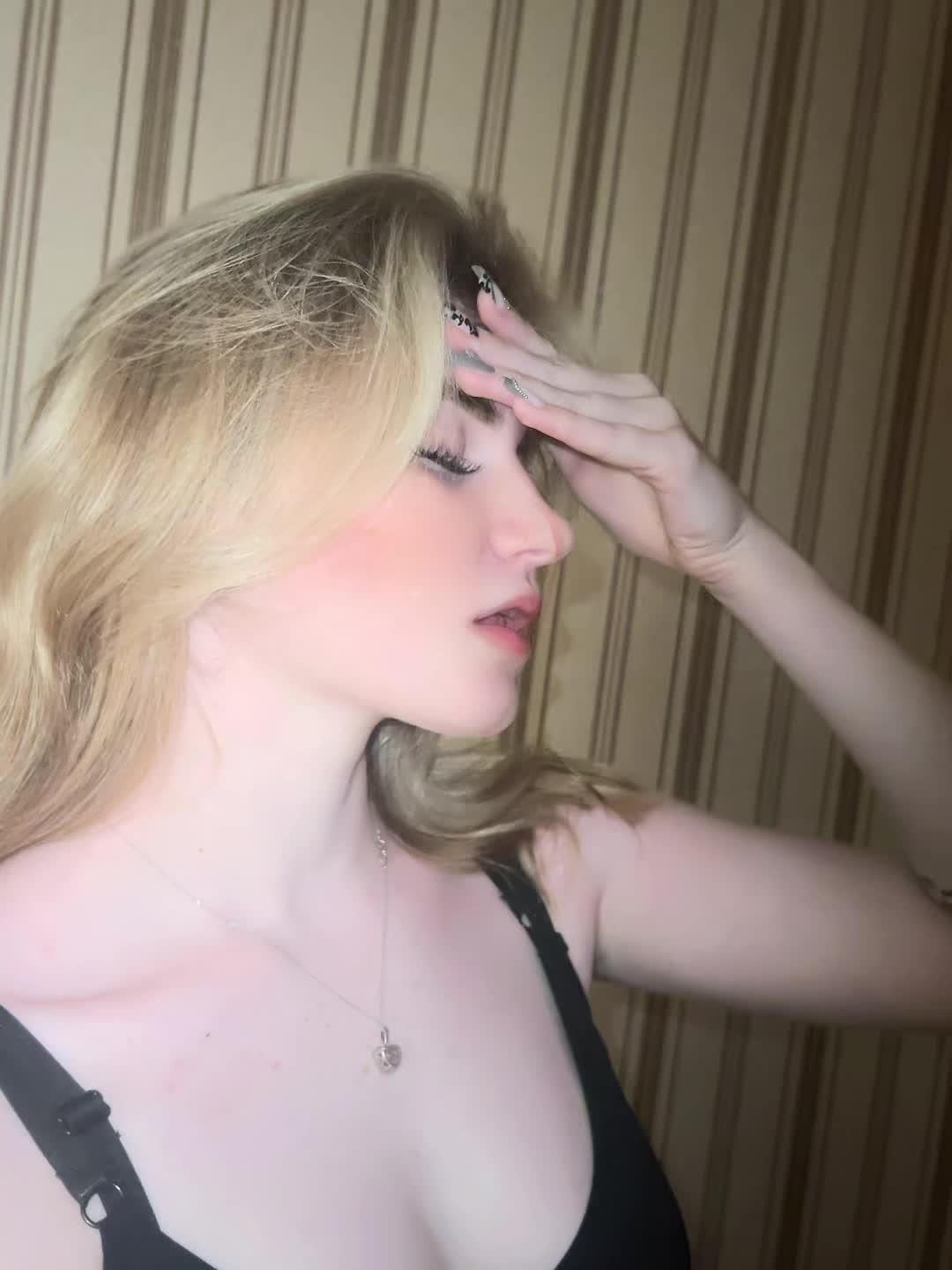 @АЛИНА НО НЕ ТВОЯ