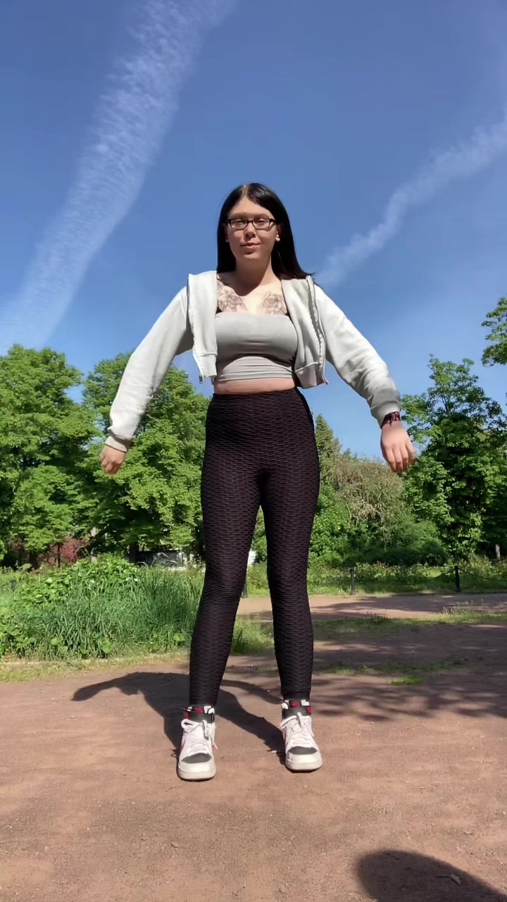 @𝔪𝔦𝔠𝔥𝔢𝔩𝔩𝔢