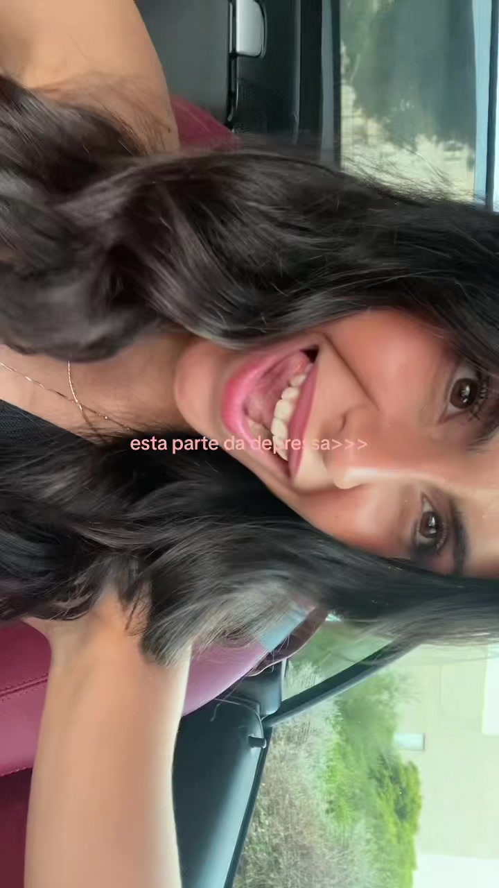@mia.benita