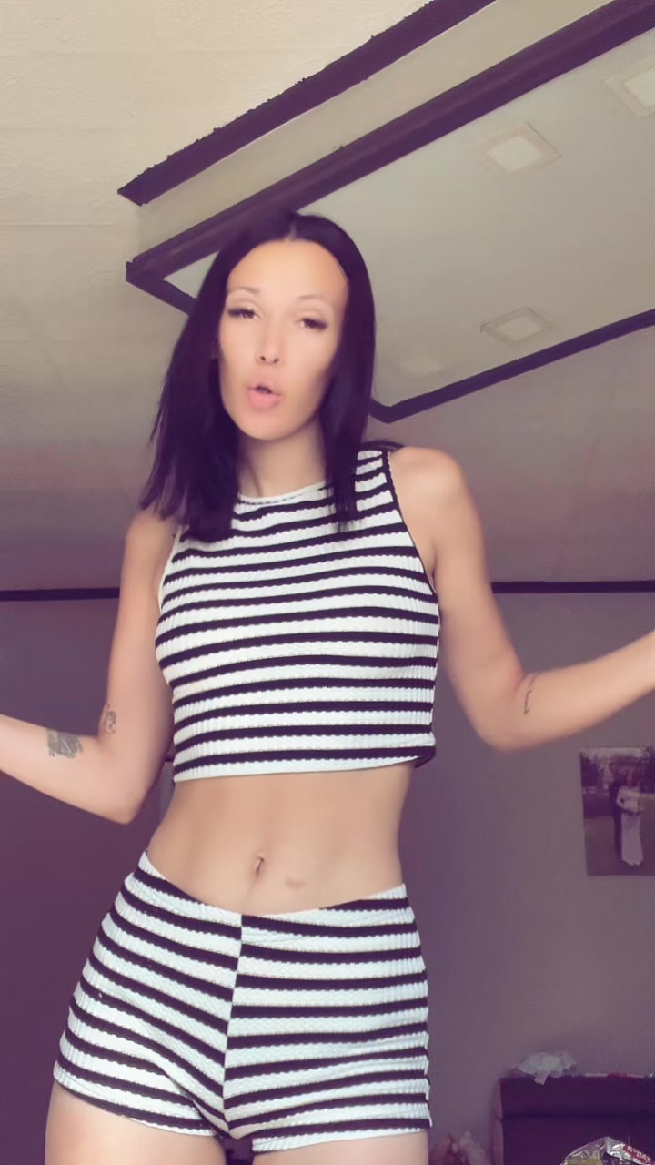 @𝙎𝙖𝙣𝙙𝙧𝙞𝙘𝙞 👧🏻