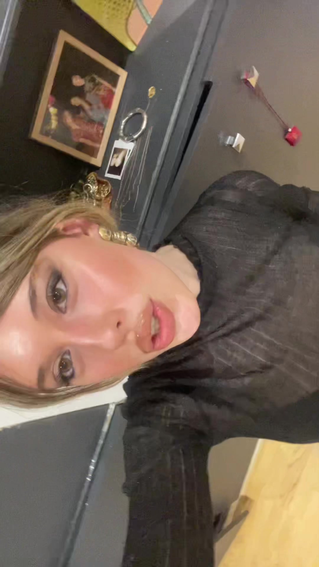@Gi