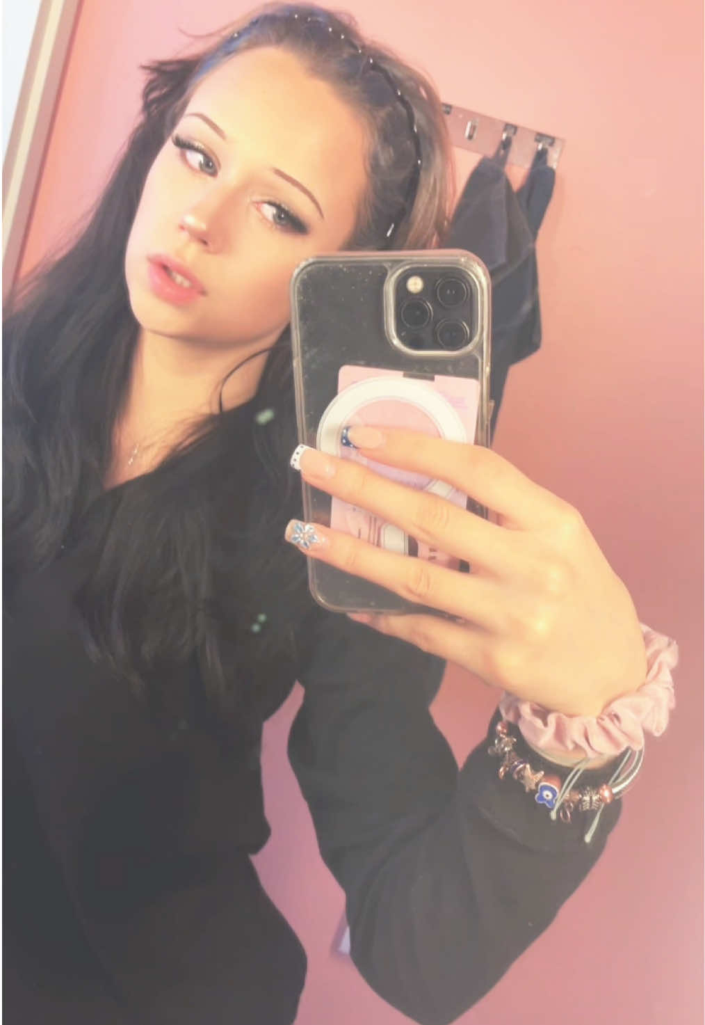 @𝒩ℯ𝓅𝒶ᵇᵉ