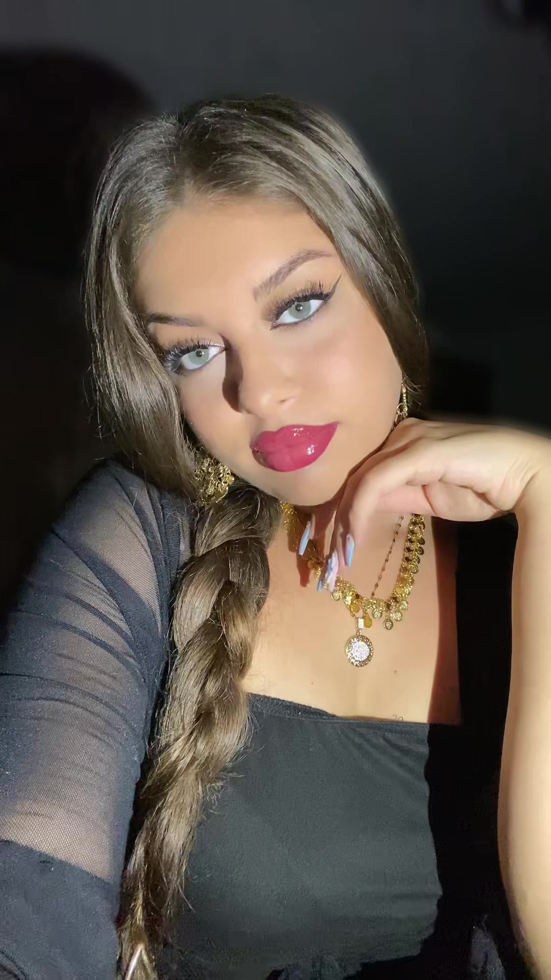 @nevi.17