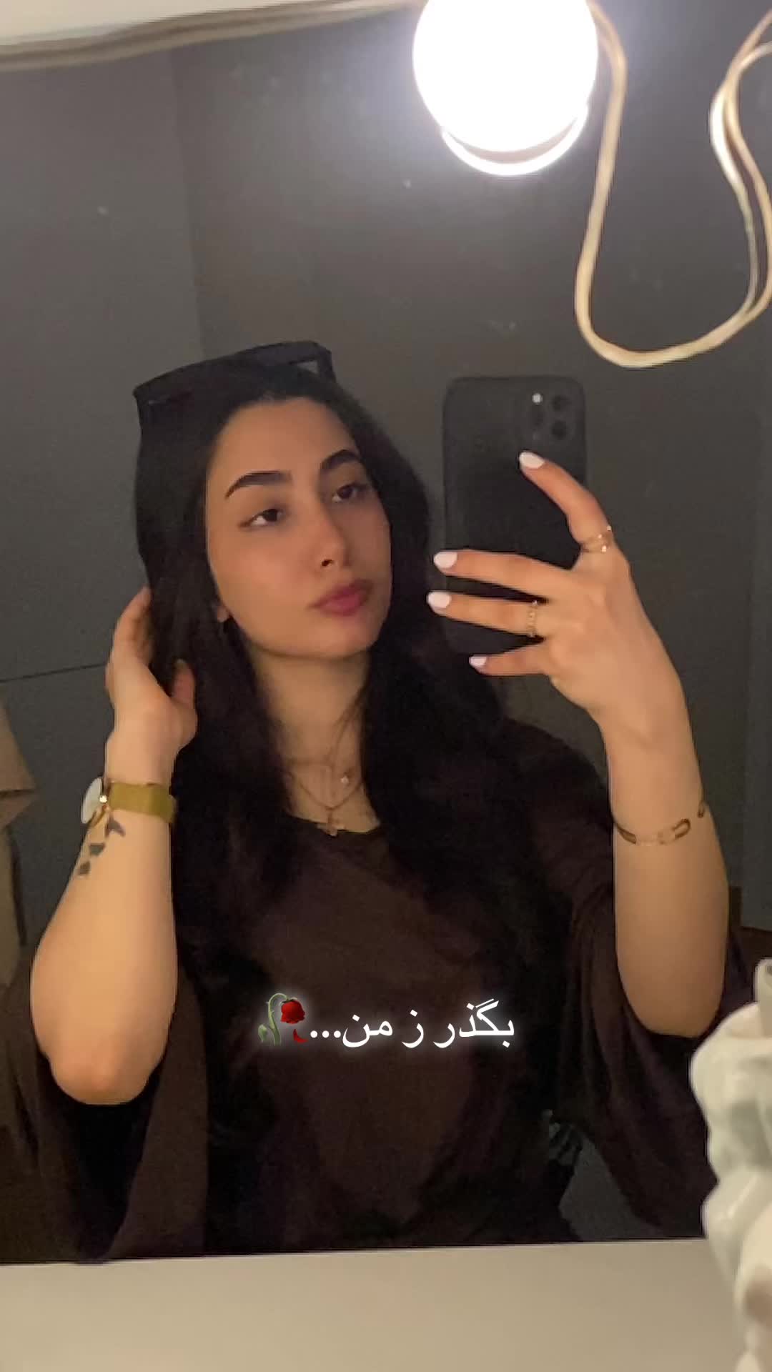 @Mobina__rh