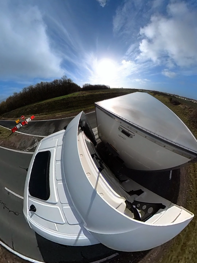 @UN ROUTIER