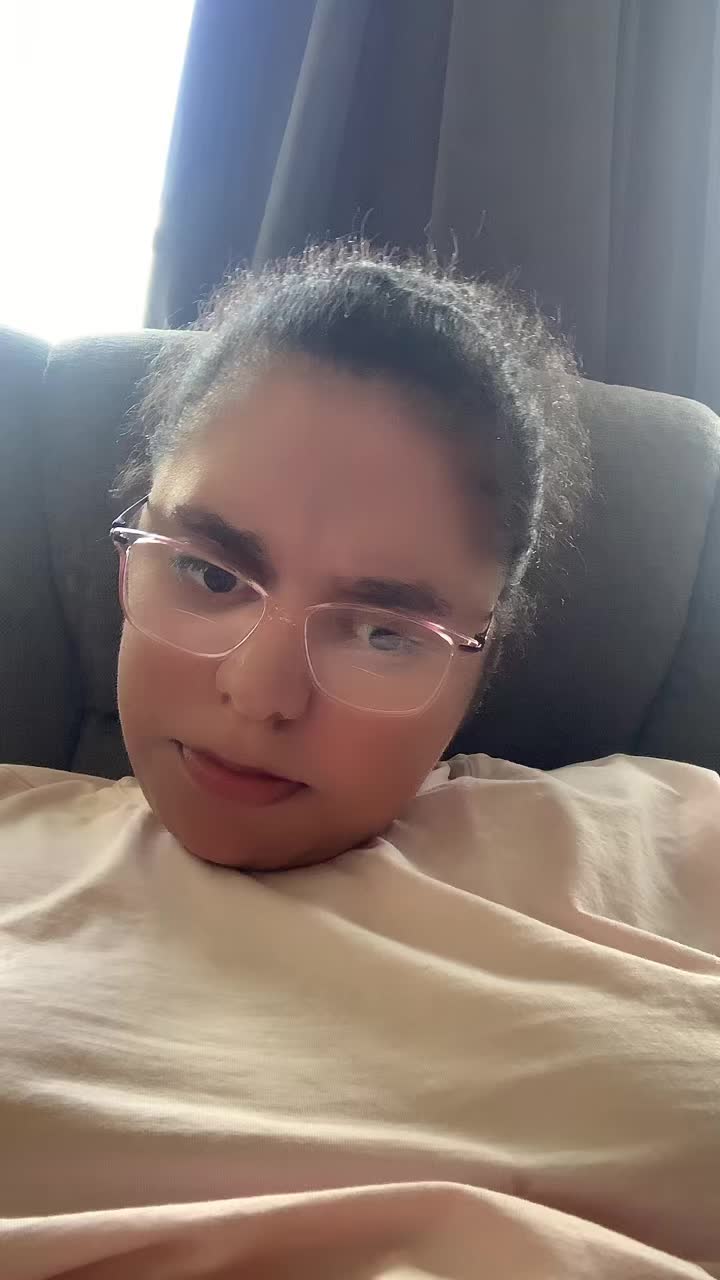 @QueenRana