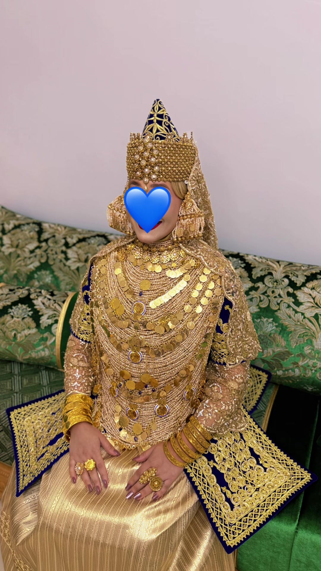 @lalaelamira