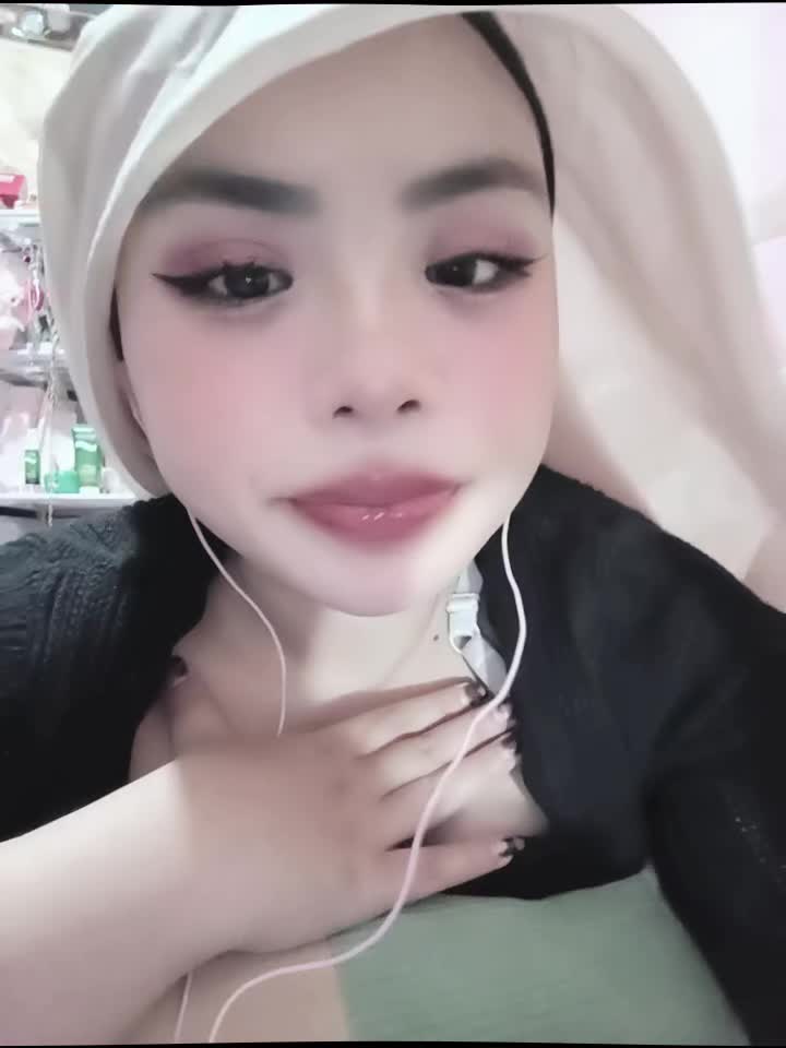 @09