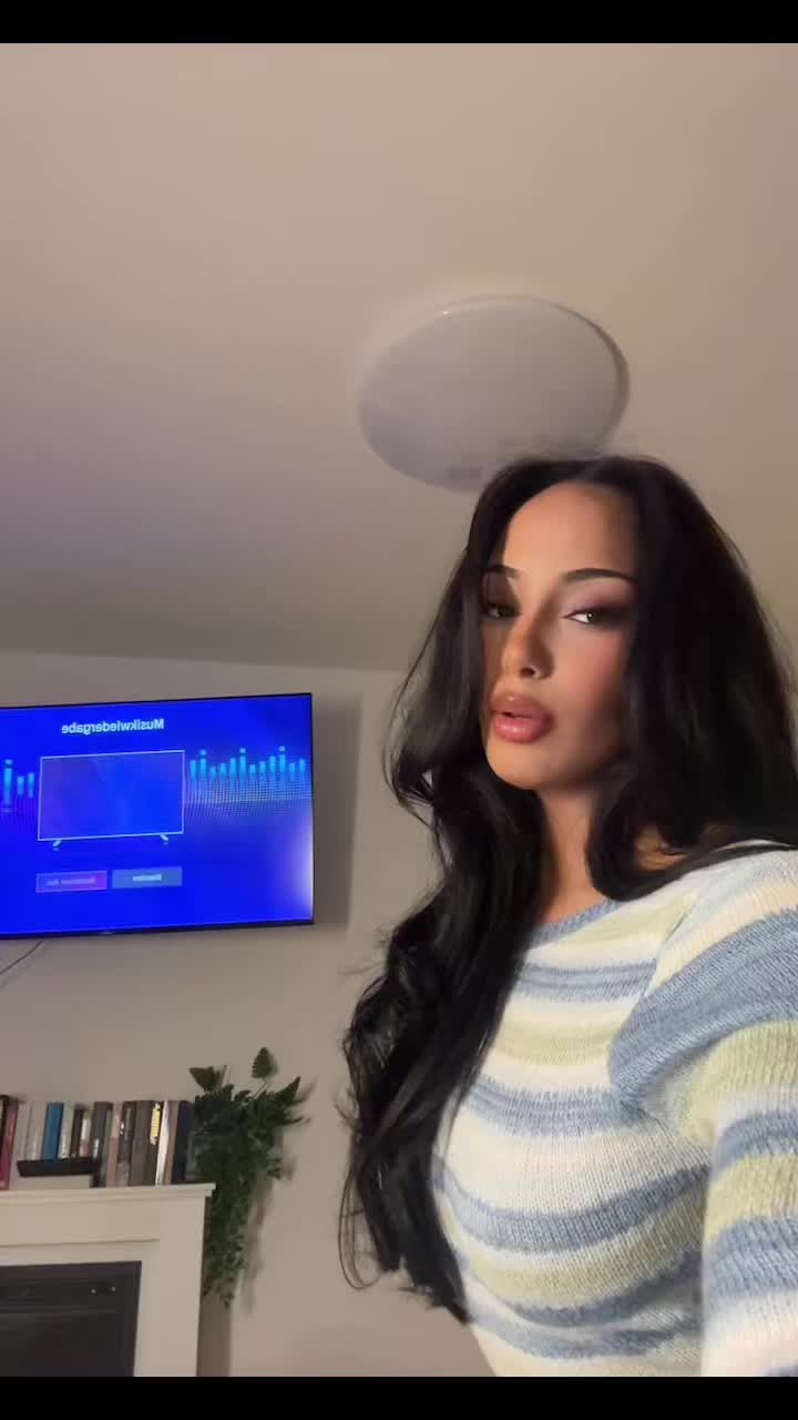 @𝔅