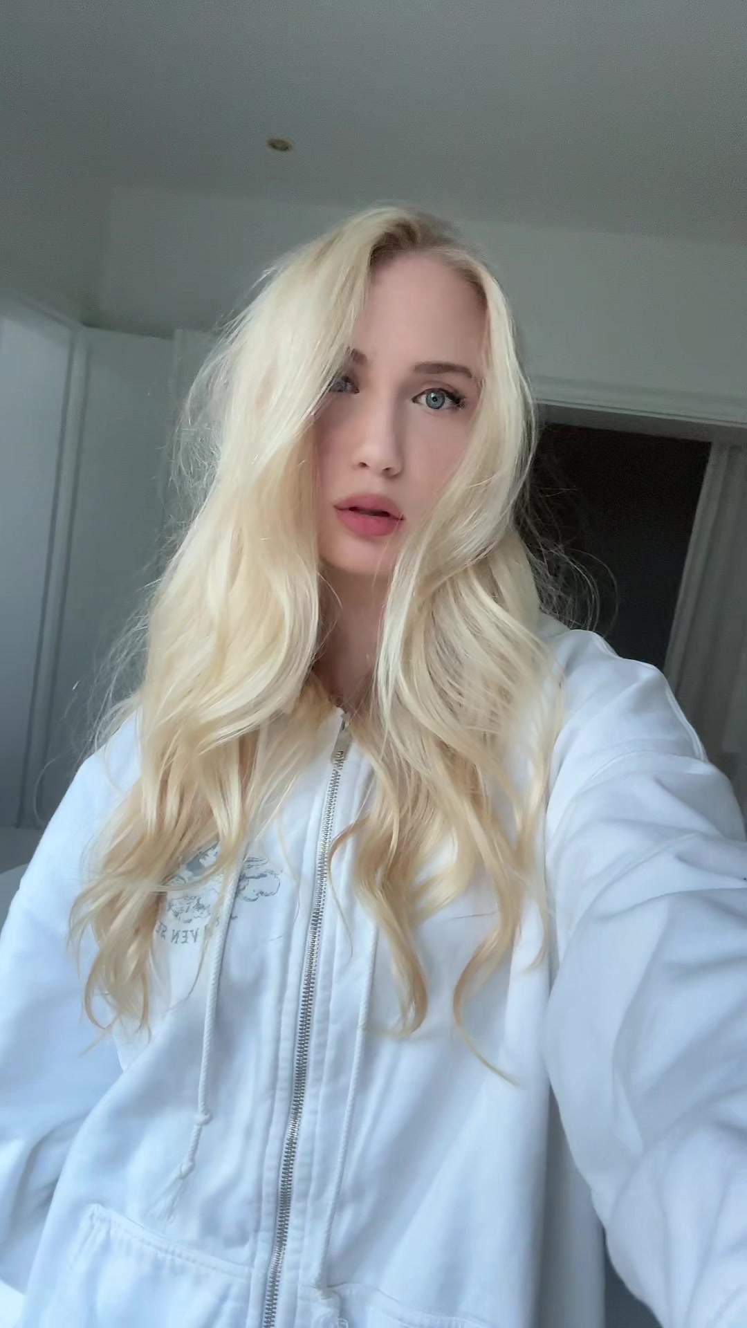 @Clara