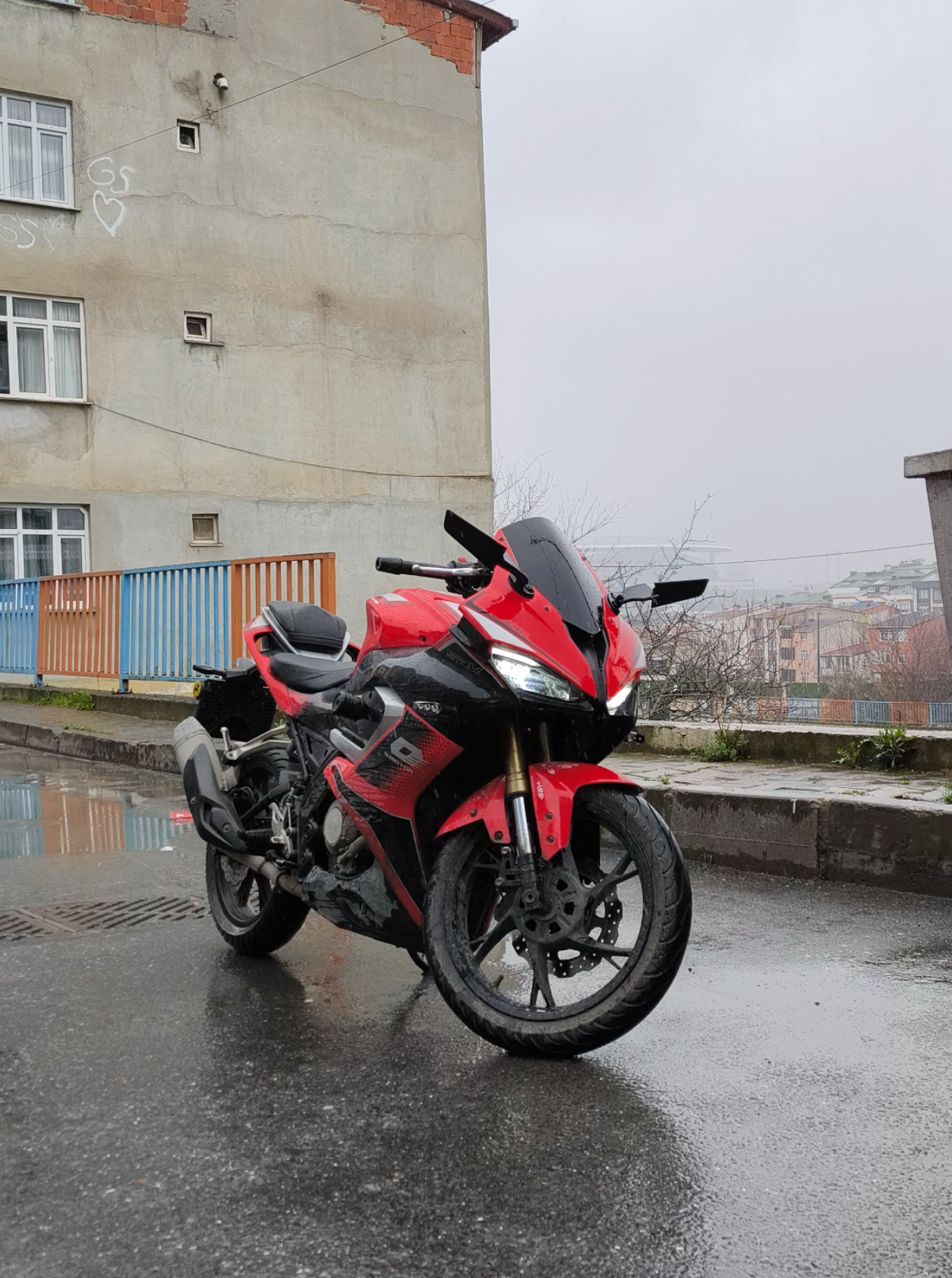 @Peker 🏍️💨💨💨