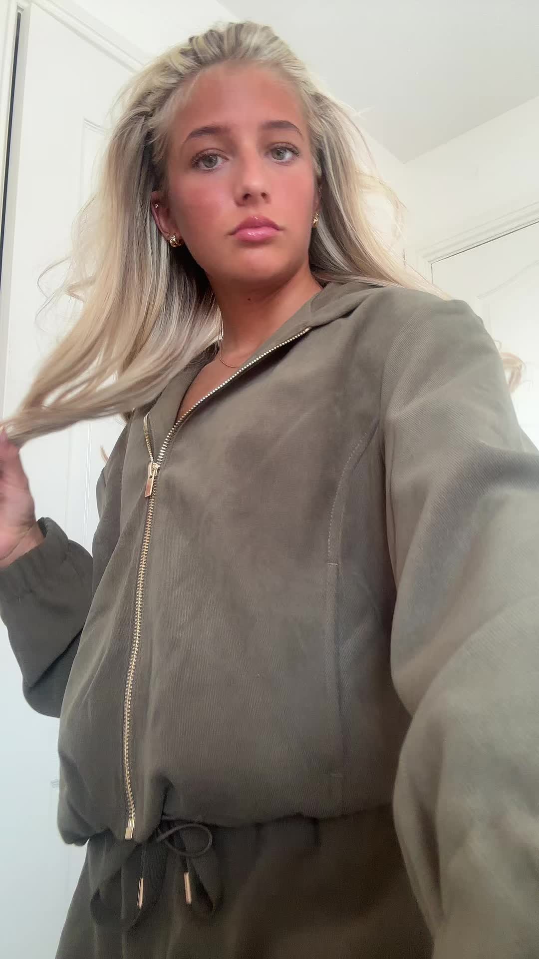 @Myrah x