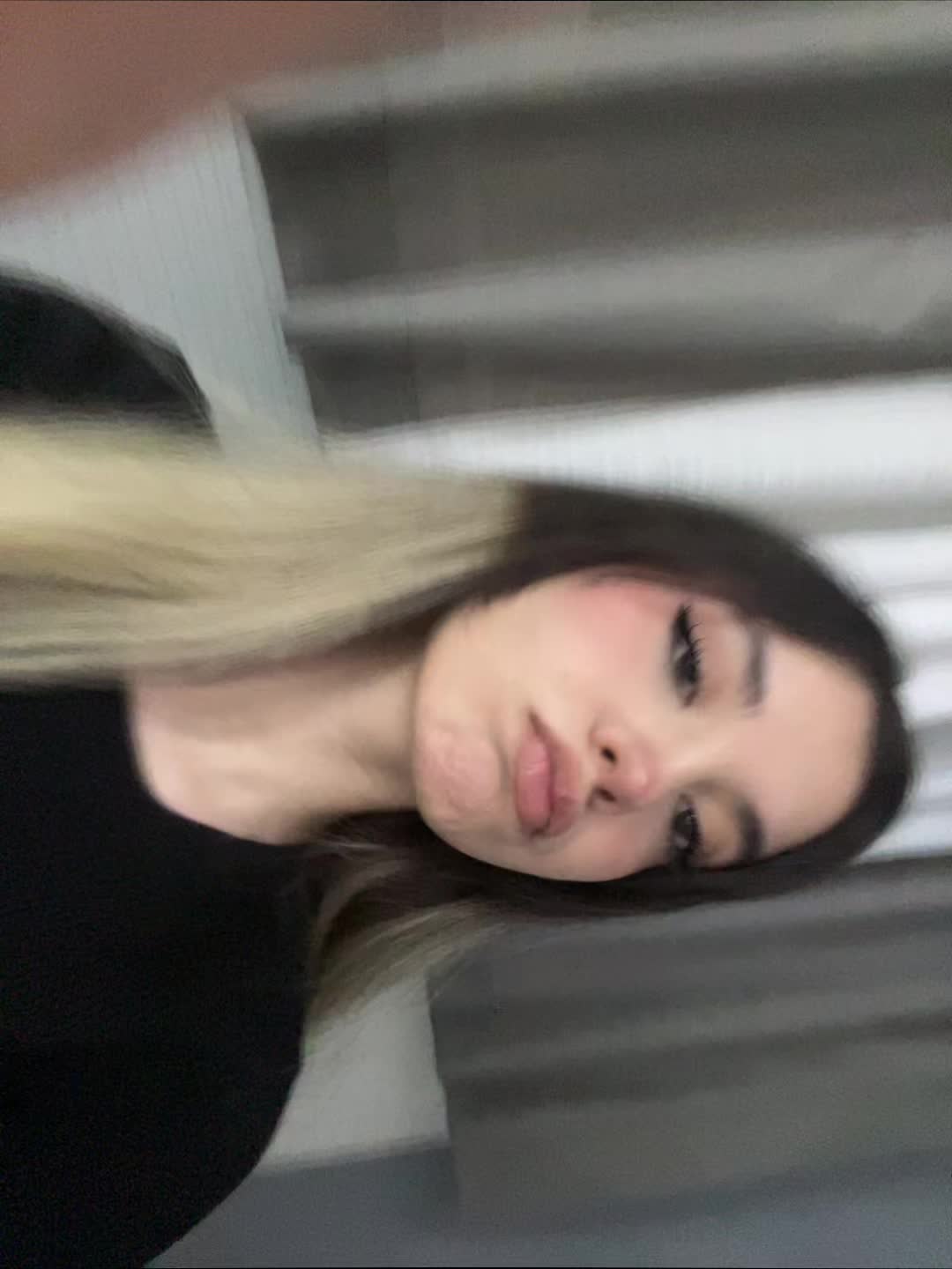 @itsn3ziii