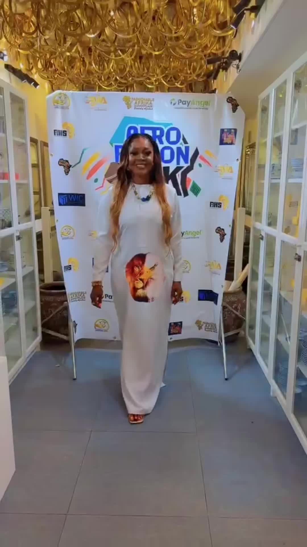 @nanaadjoasikaa