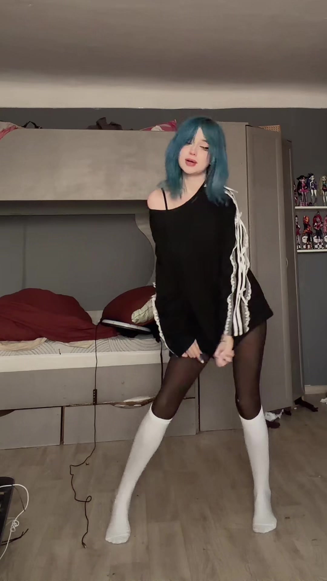 @Skeleton888_