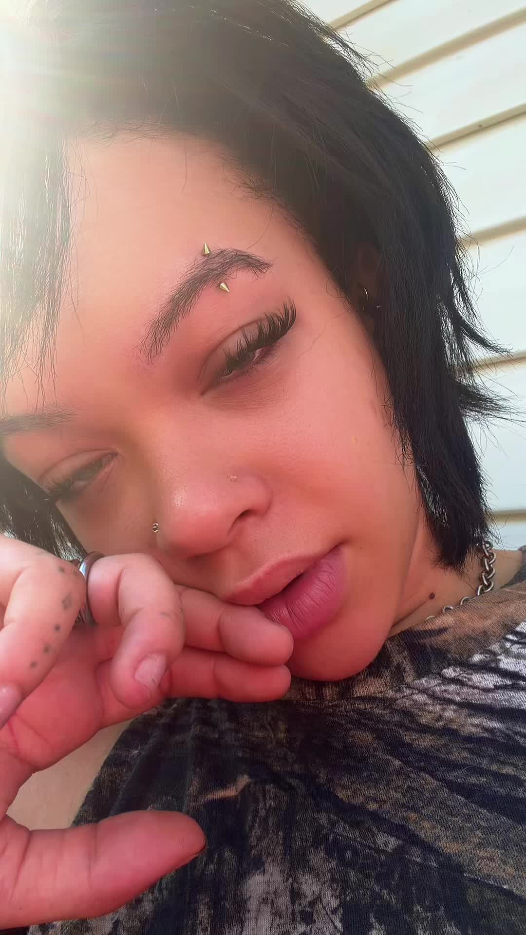 @Navadaqueen