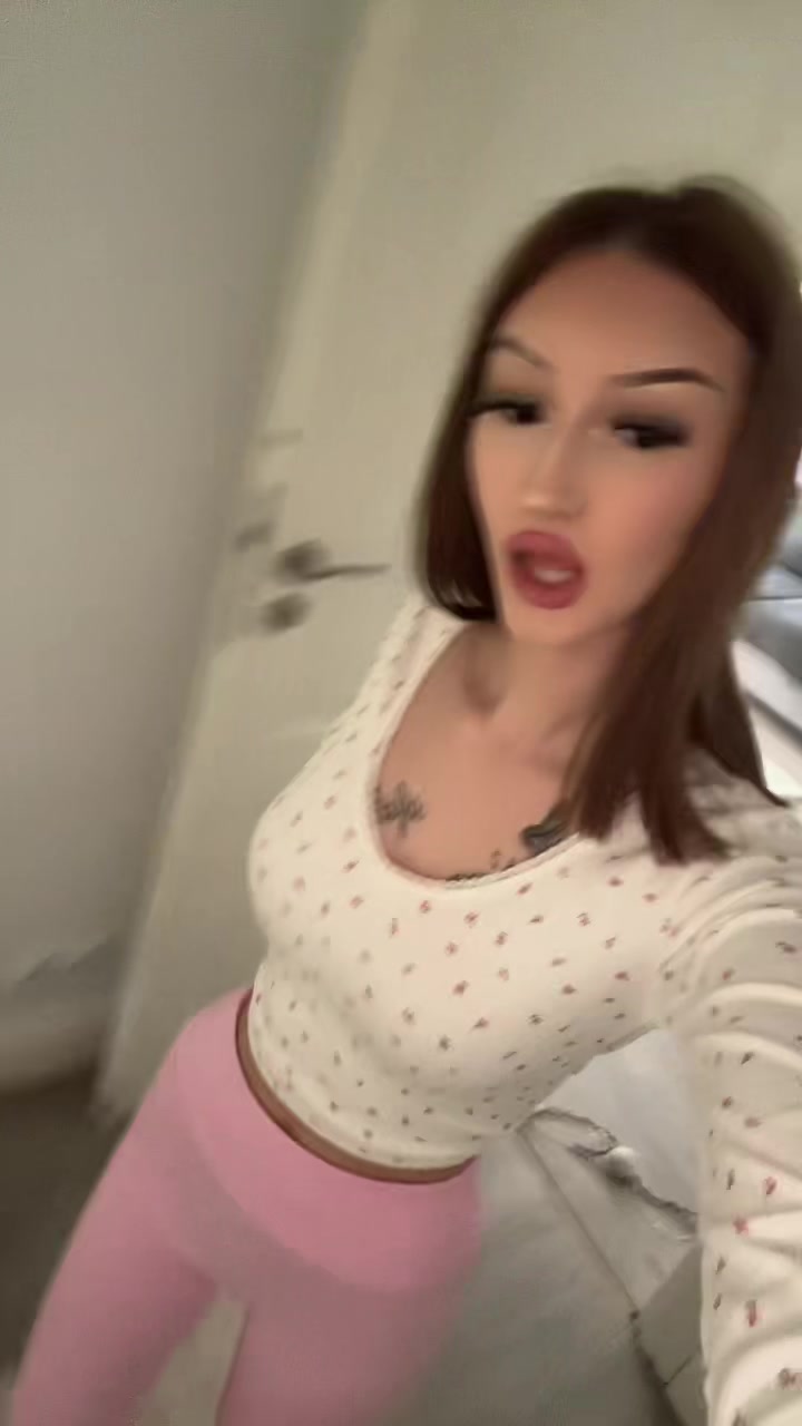 @𝑲𝒊𝒏𝒊𝒂