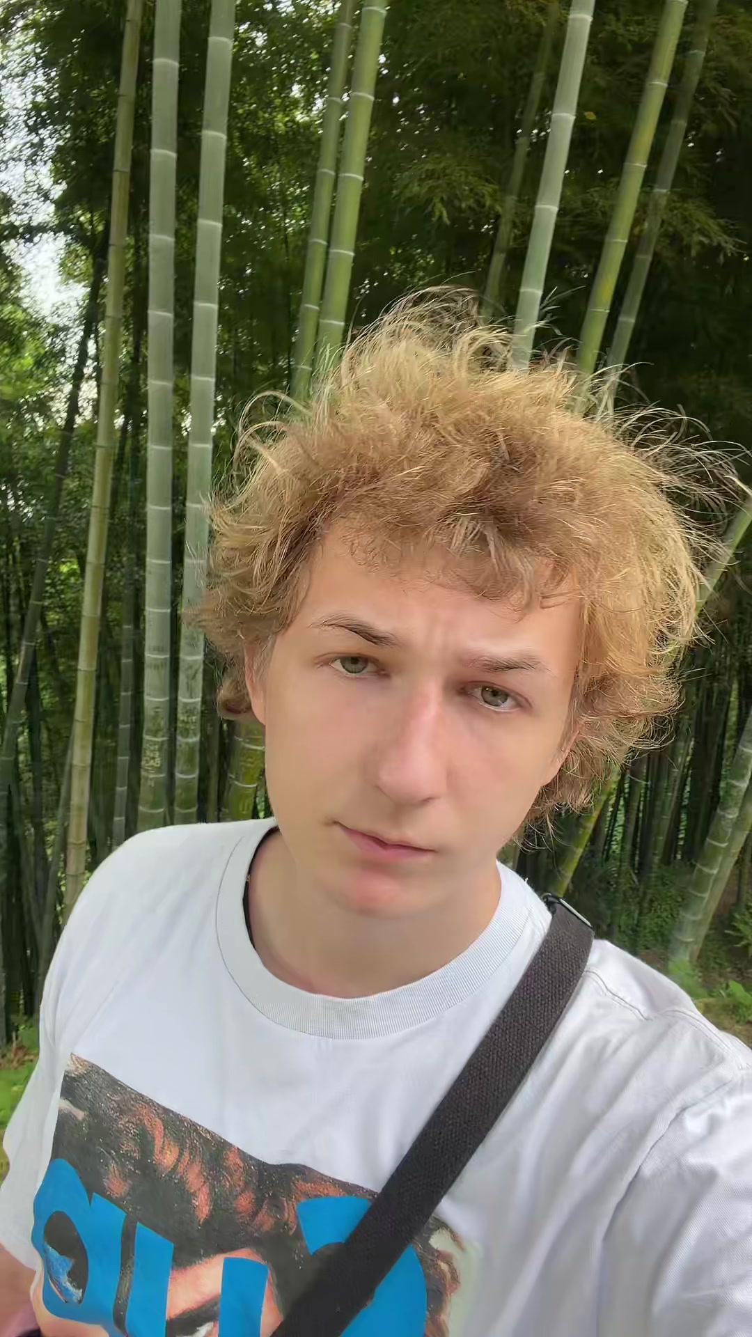 @Богдан Броев