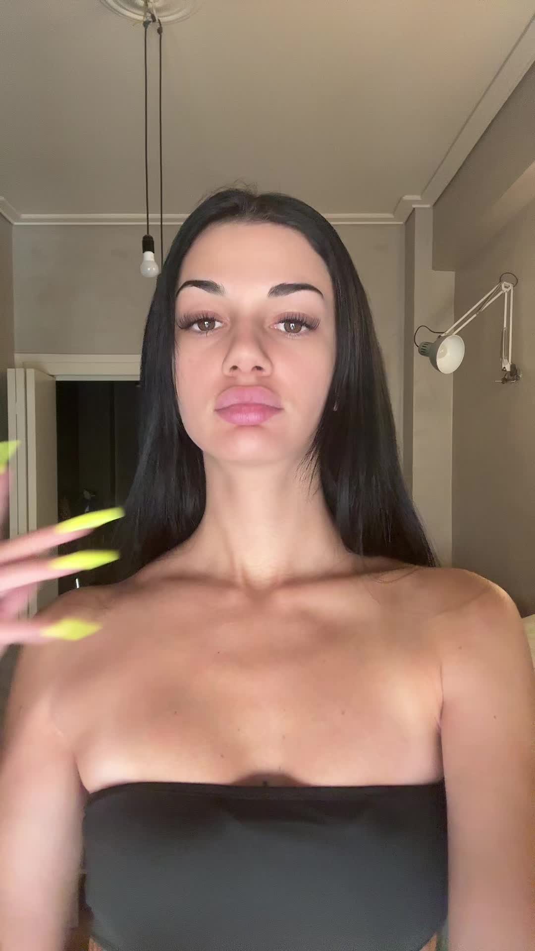 @v9