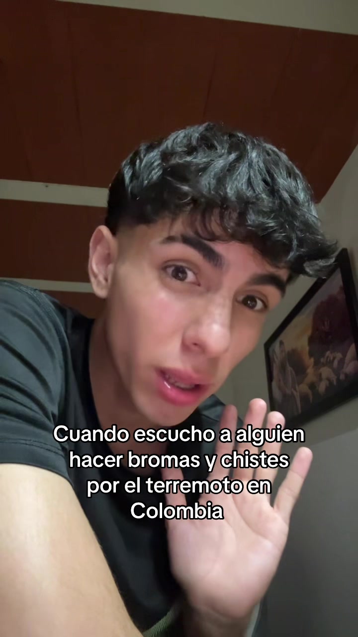 @Martínez