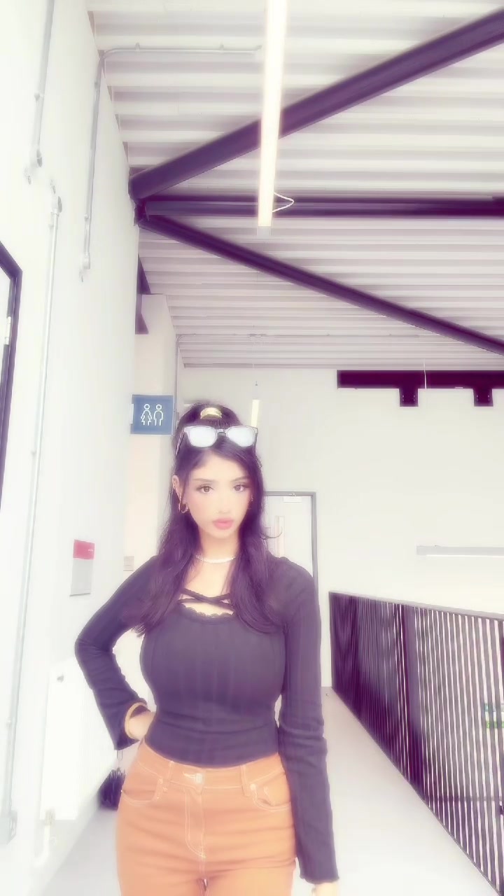 @☆.゚Aleena *. ☽