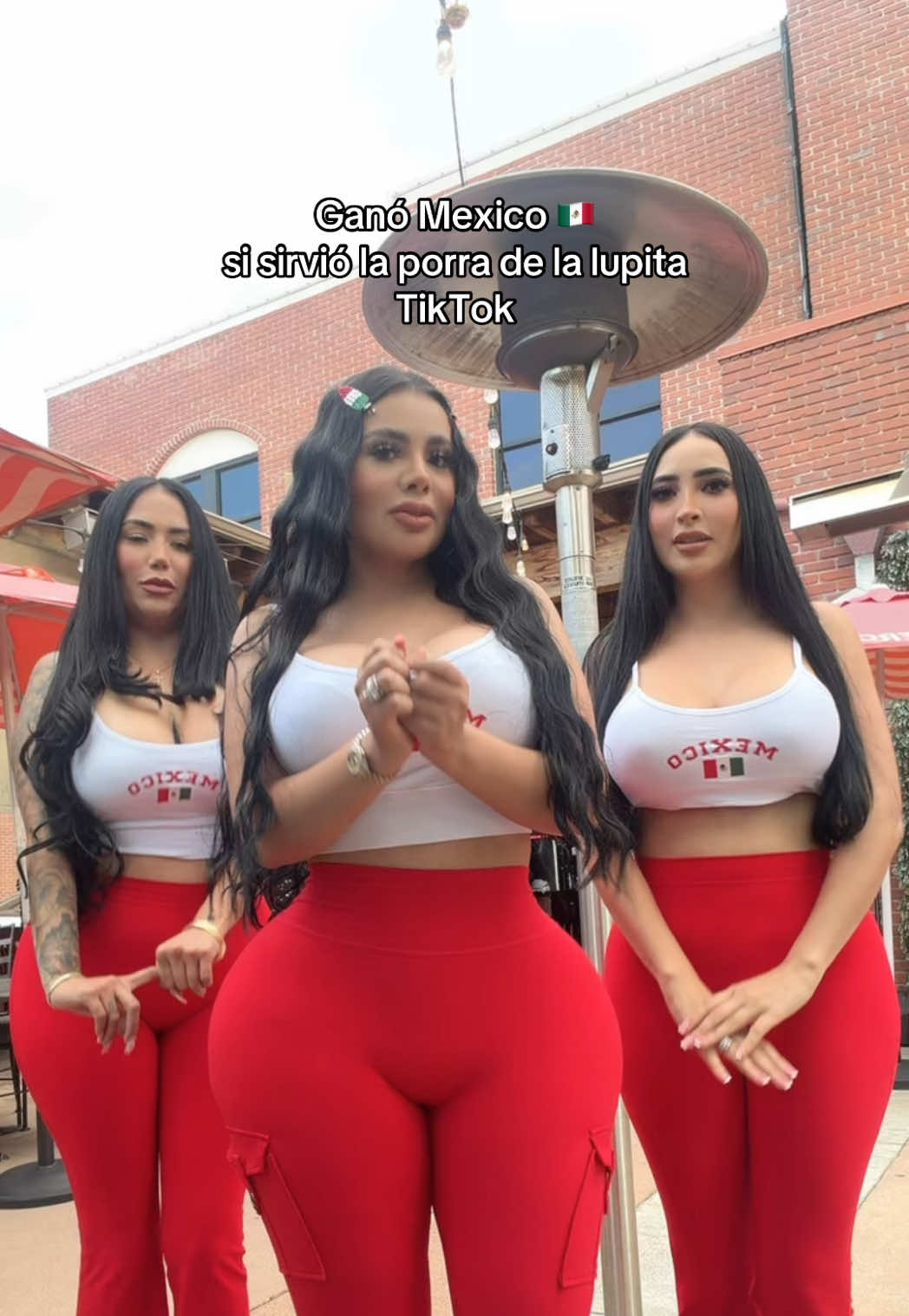 @Dollmelly