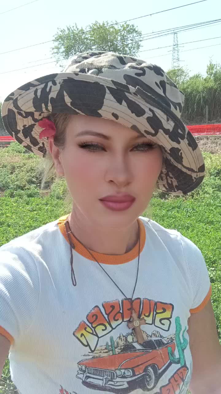 @livialivia330