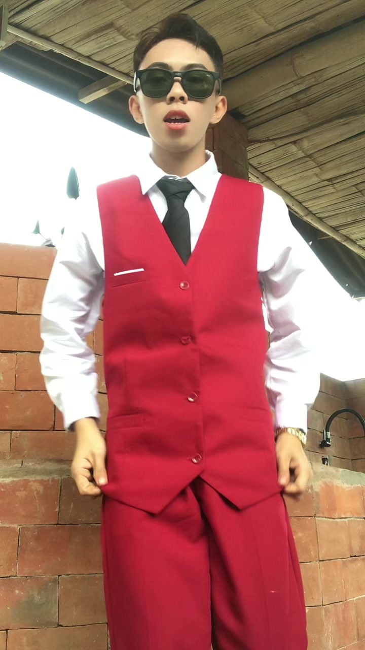 @EmjayCañete