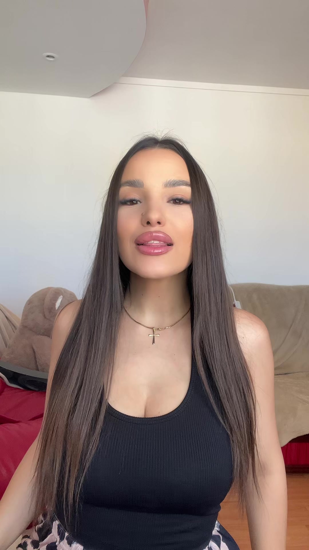 @Valentina Maria