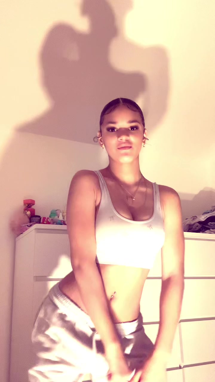 @Kiki