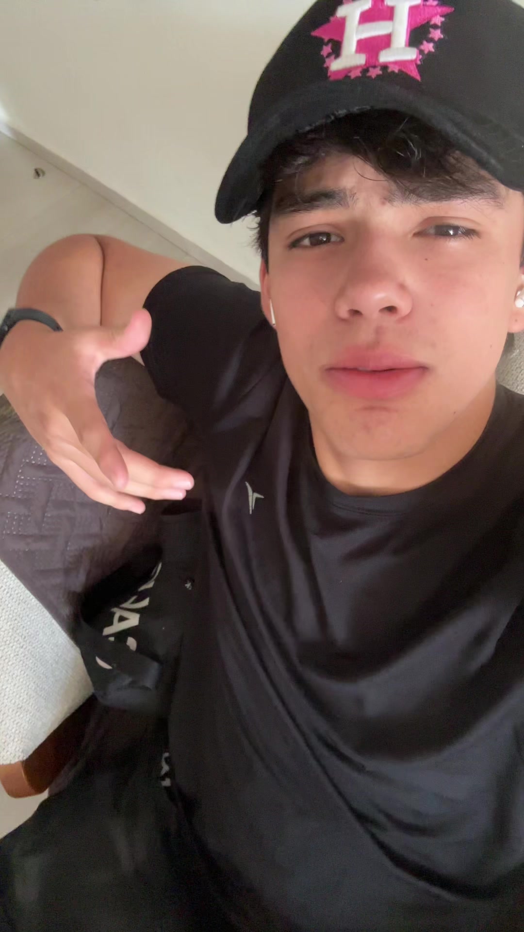 @Azael