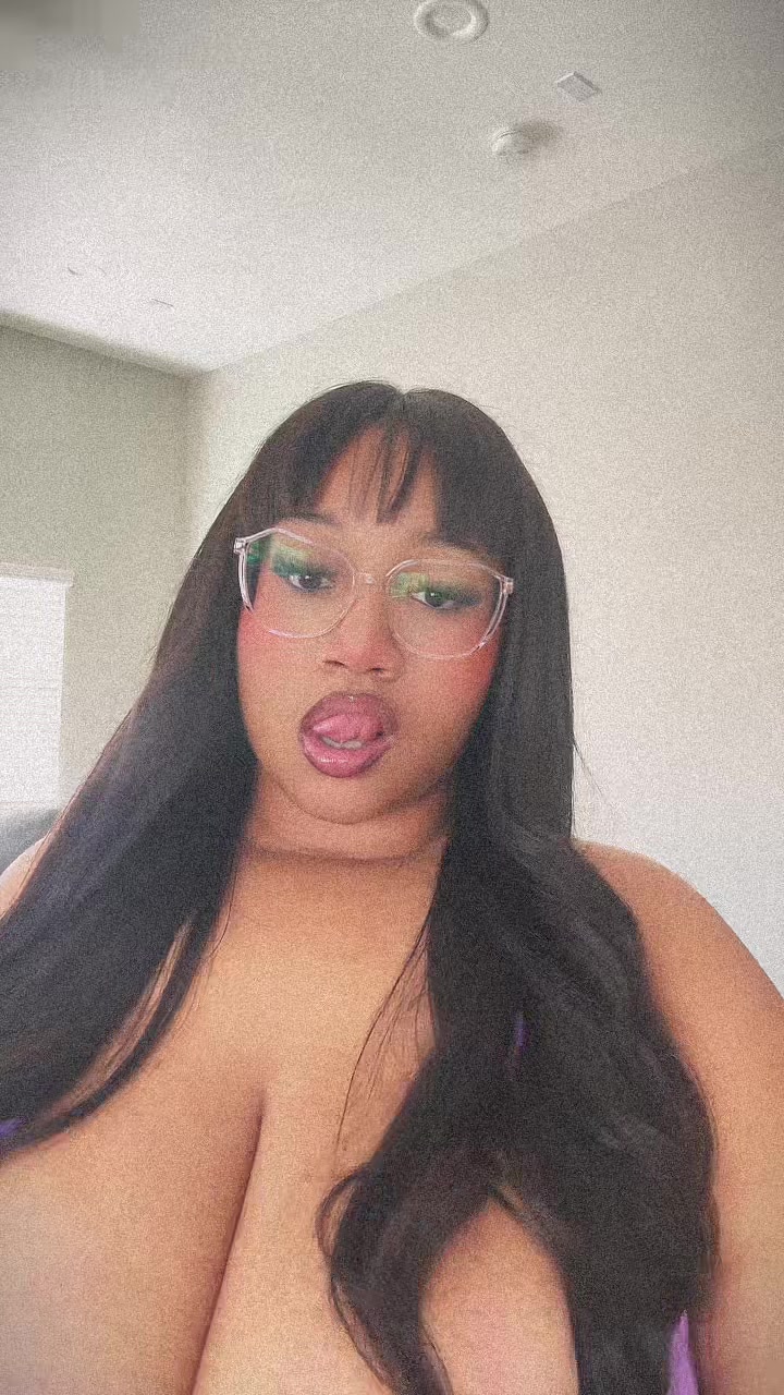 @Mouthfull_ofquaay