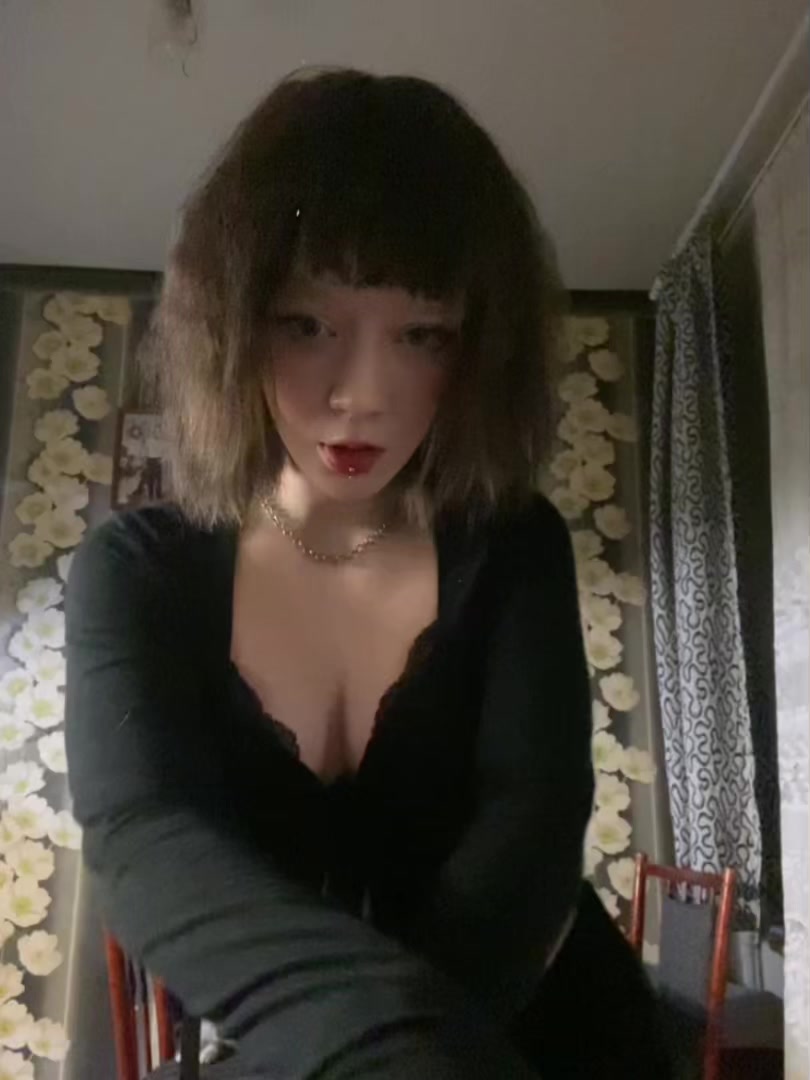 @♡𝙺𝚎𝚛𝚊𝚜𝚒𝚗𝚘𝚟𝚊♡