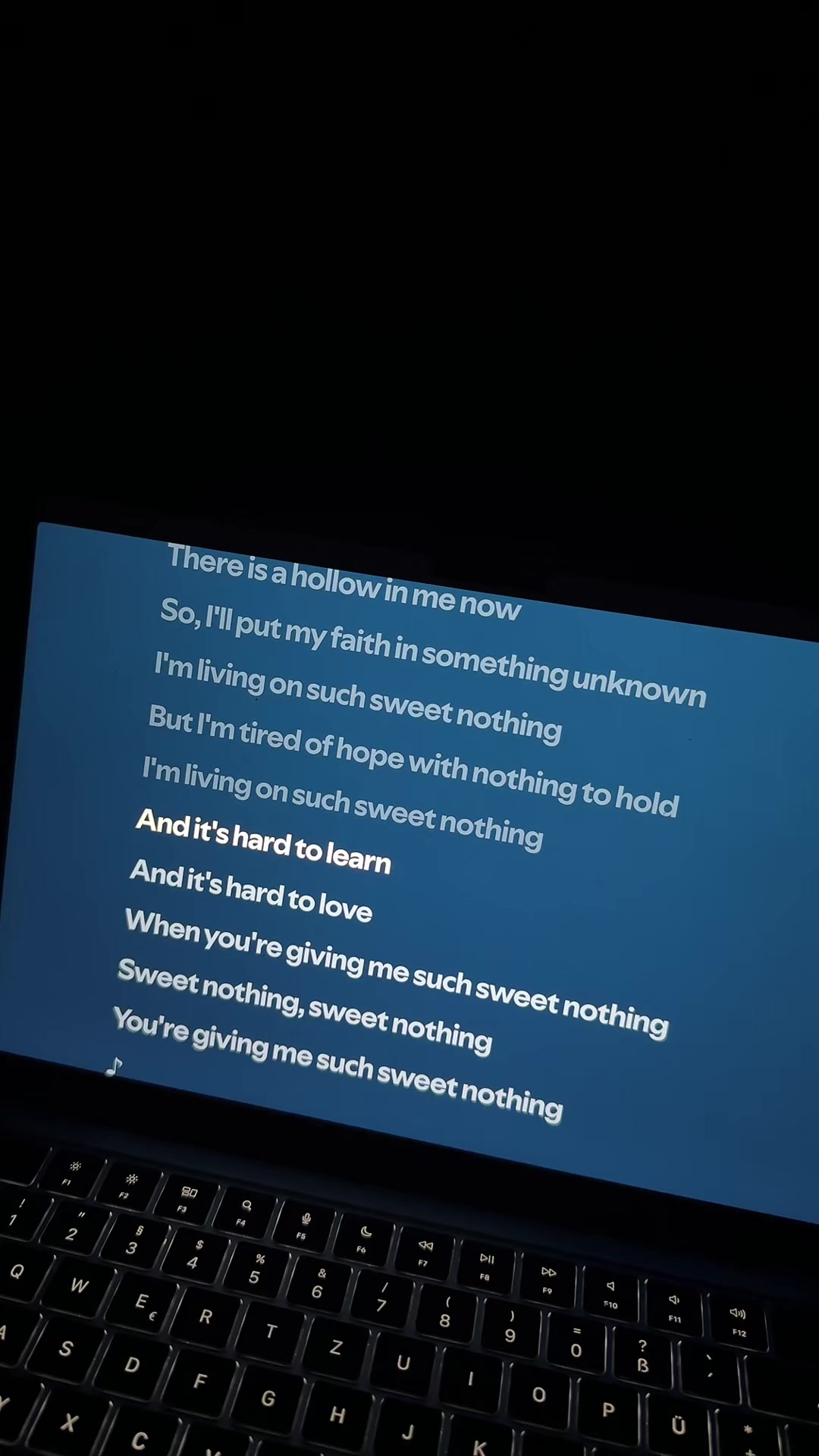 @lyricshub