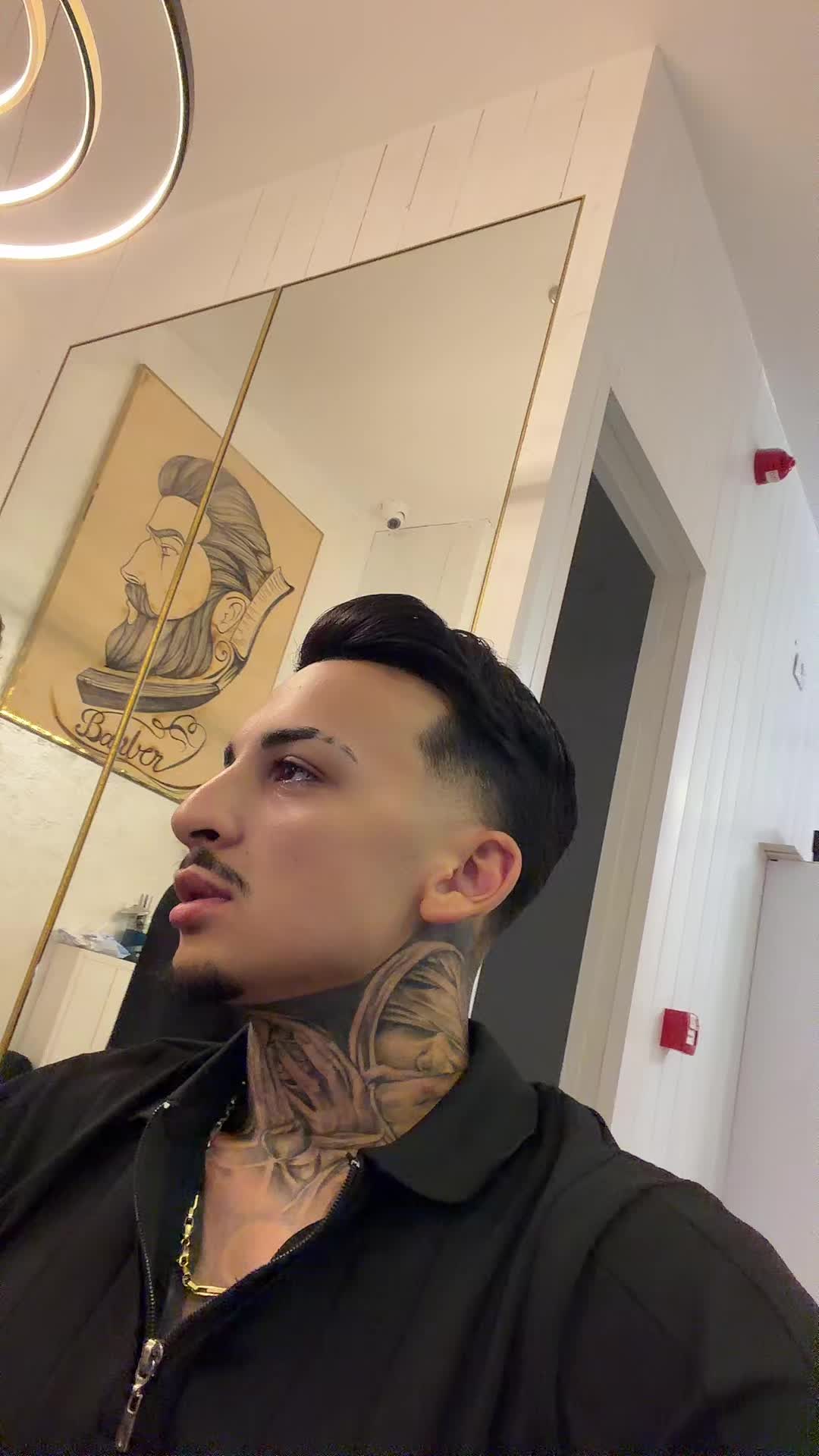 @Lazăr666