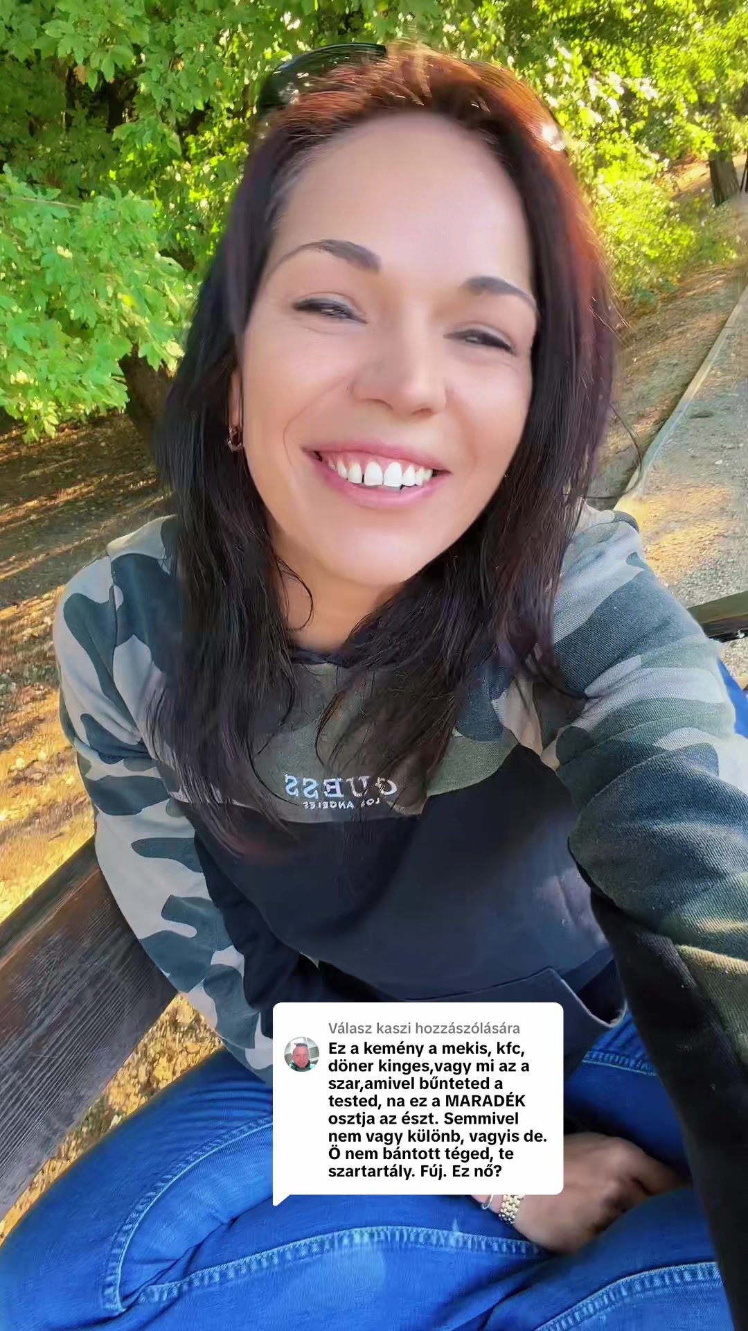 @S&aacute;ra Pongr&aacute;cz